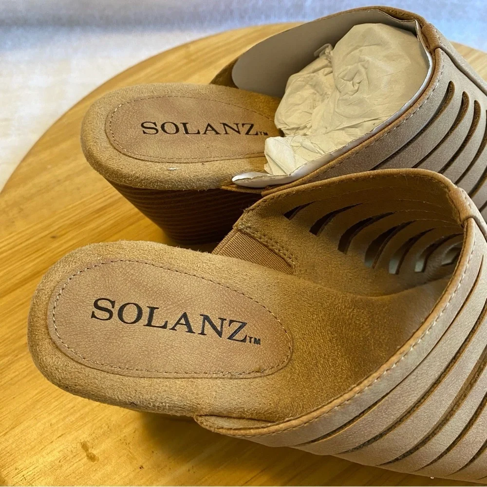 Solanz Shoes Women’s Size 6 Heels Open Toe Slip On‎